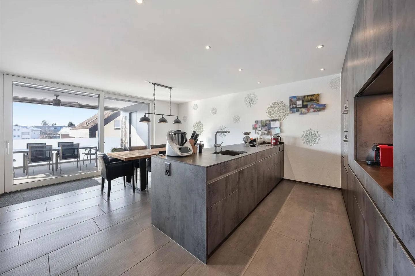 4.5-Room Apartment - Photo 3 of 12