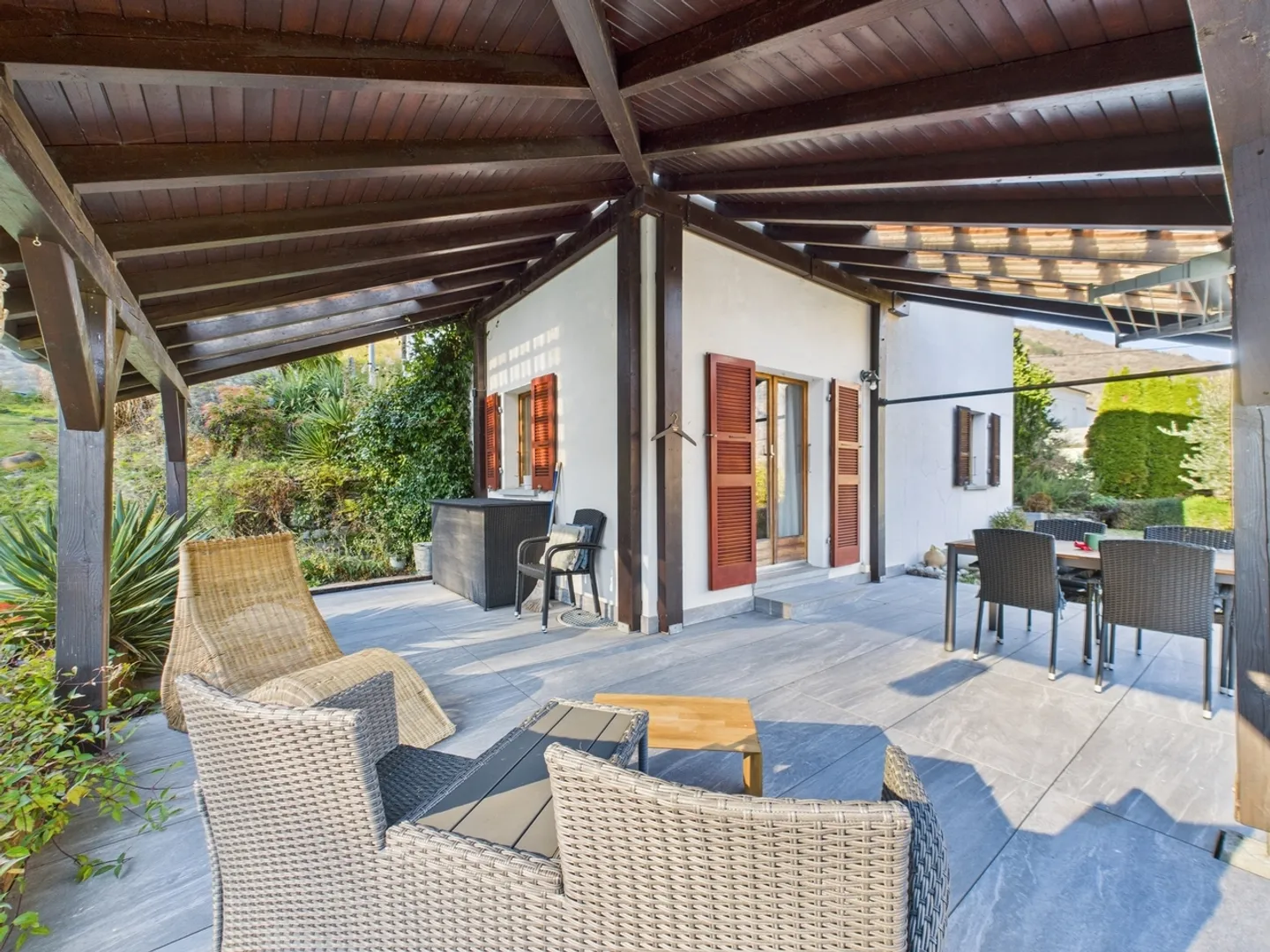 Charmante maison unifamiliale rénovée avec grand jardin dans... - Photo 2 sur 13