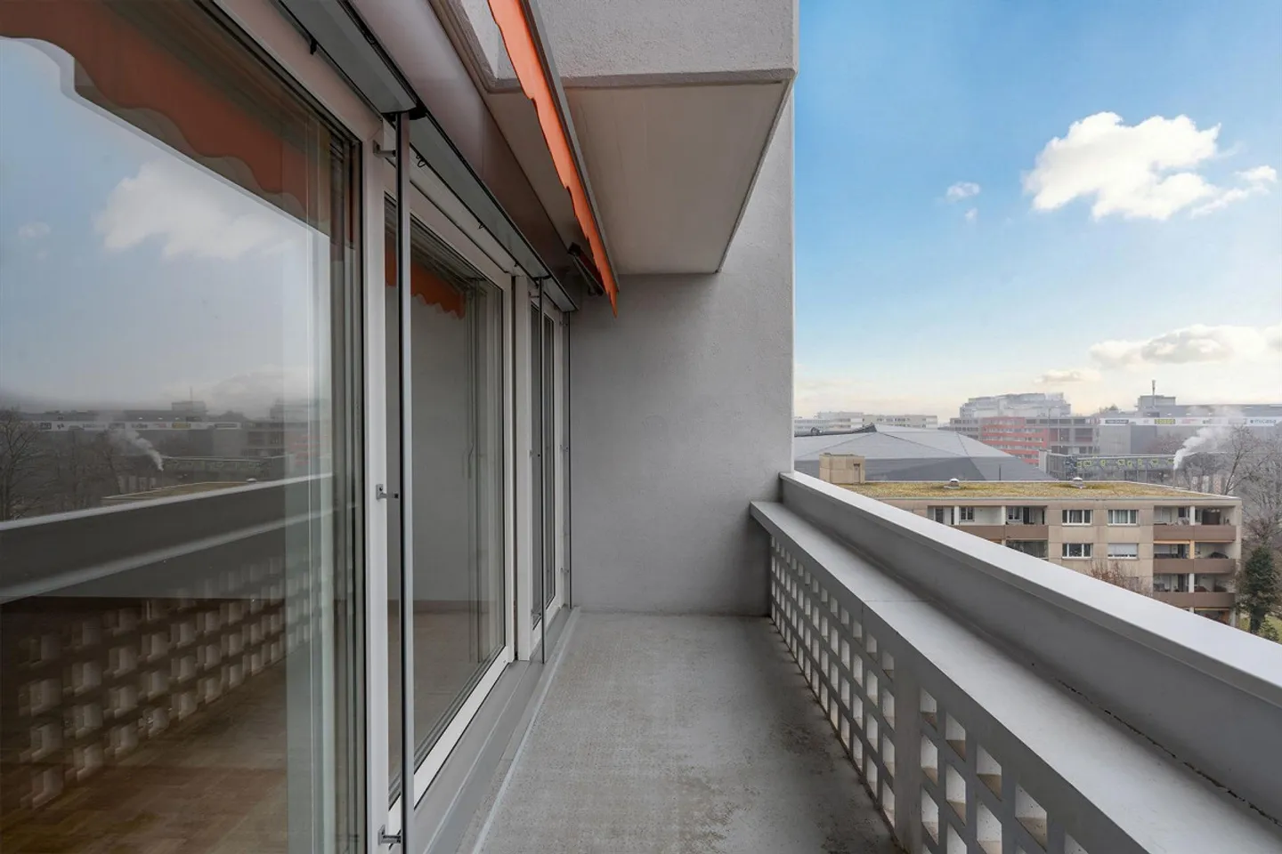 4.5-Room Maisonette Apartment with Flexible Room Layout - Photo 11 of 15