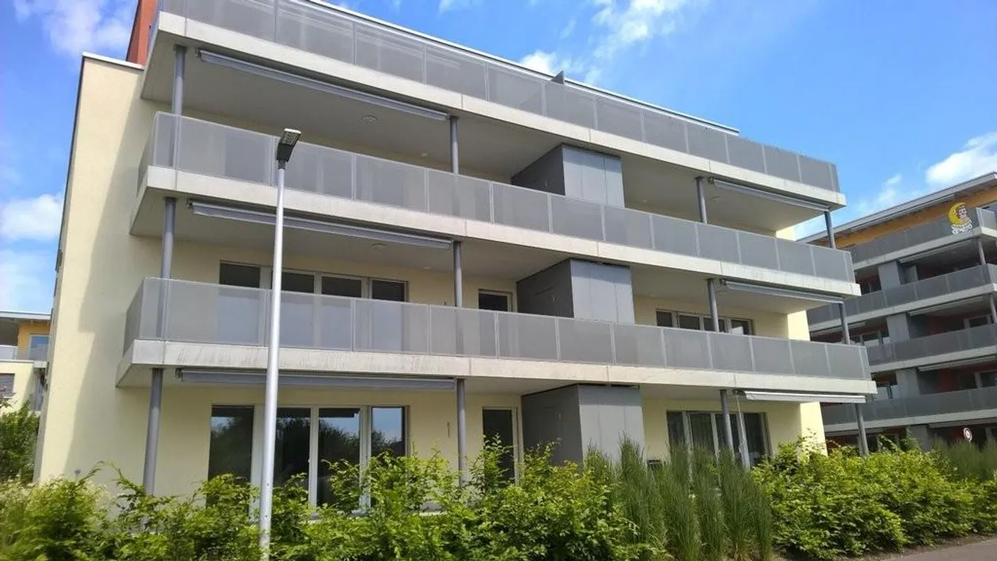 Rent a 3 ½ rooms apartment in Oftringen - Photo 1 of 8