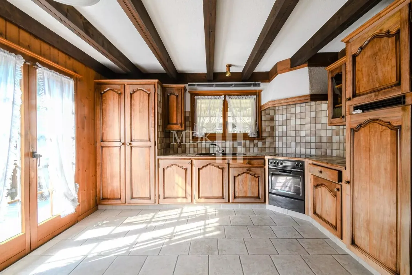 Beautiful chalet in the heart of the village! - Photo 7 of 13