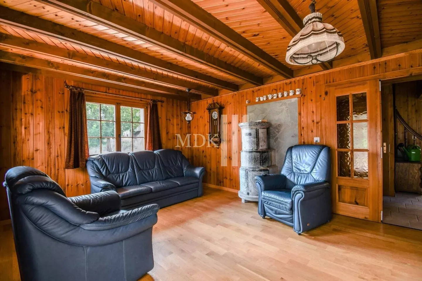Beautiful chalet in the heart of the village! - Photo 8 of 13