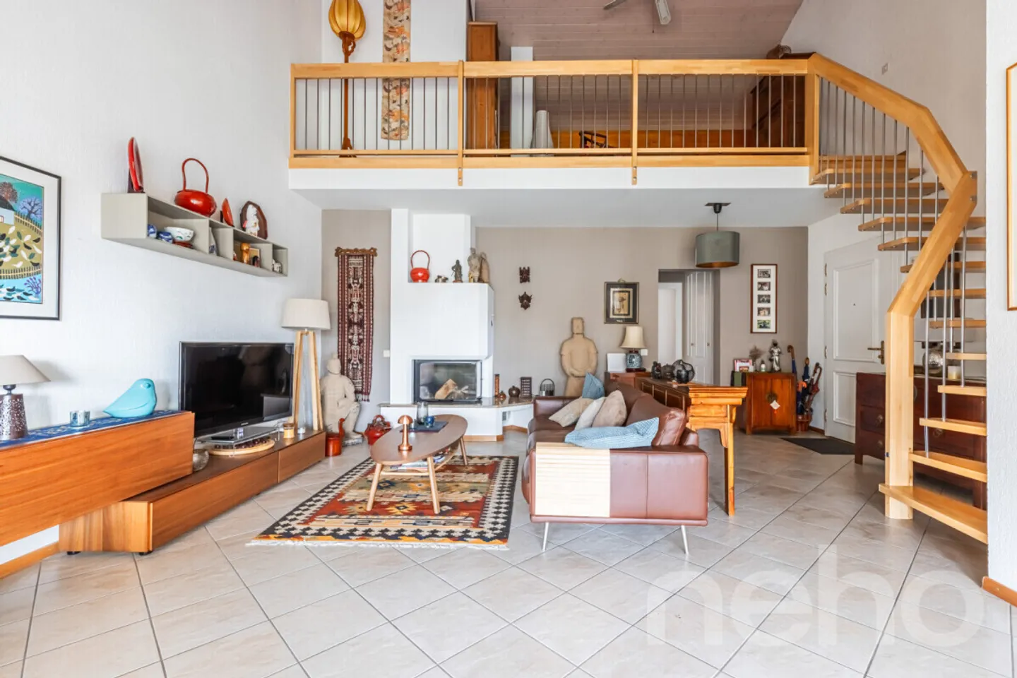 Magnificent penthouse with mezzanine in a high-end residence - Photo 1 of 12