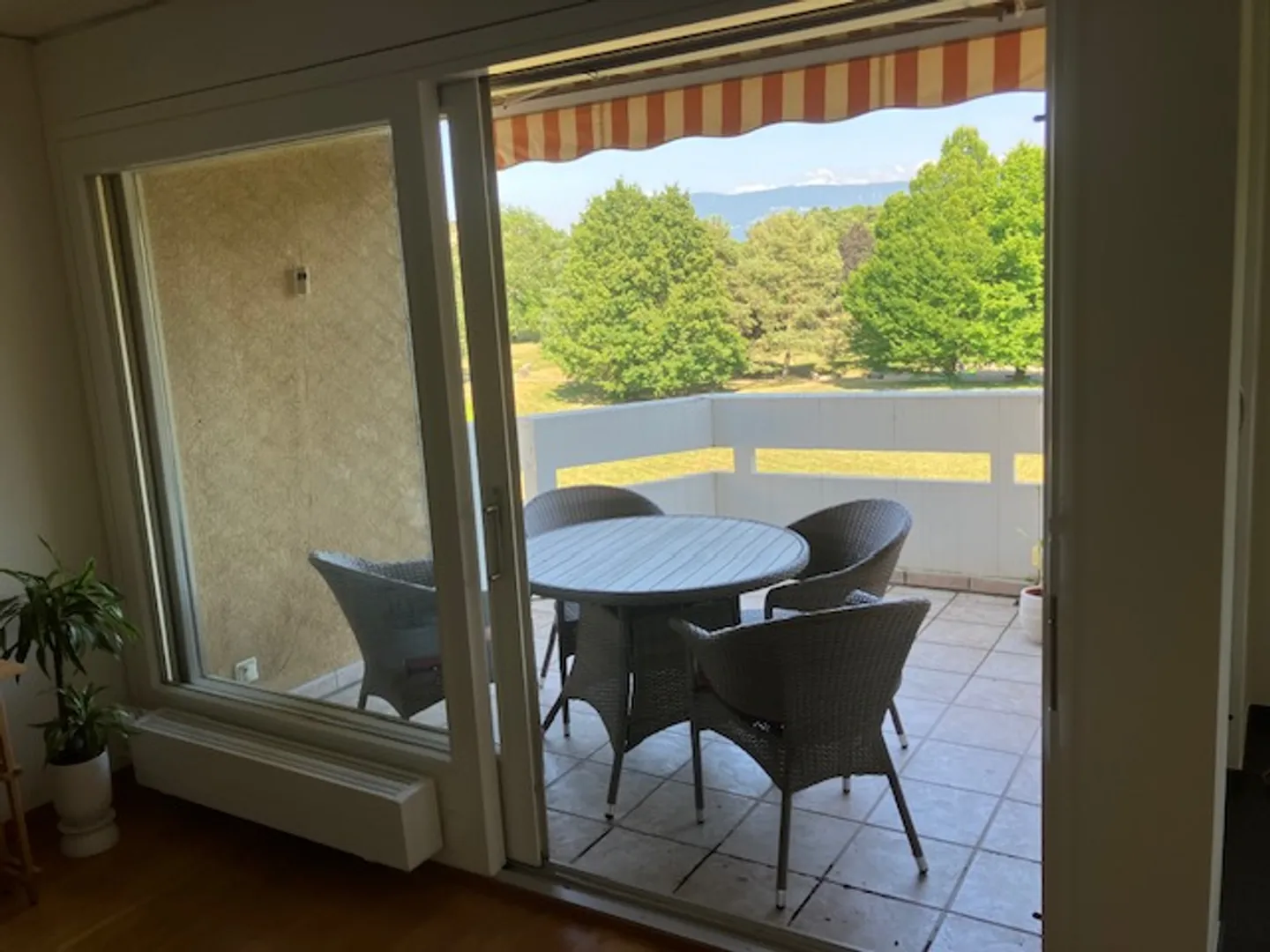 Stilvolles Appartement mit Naturblick - Foto 4 von 4