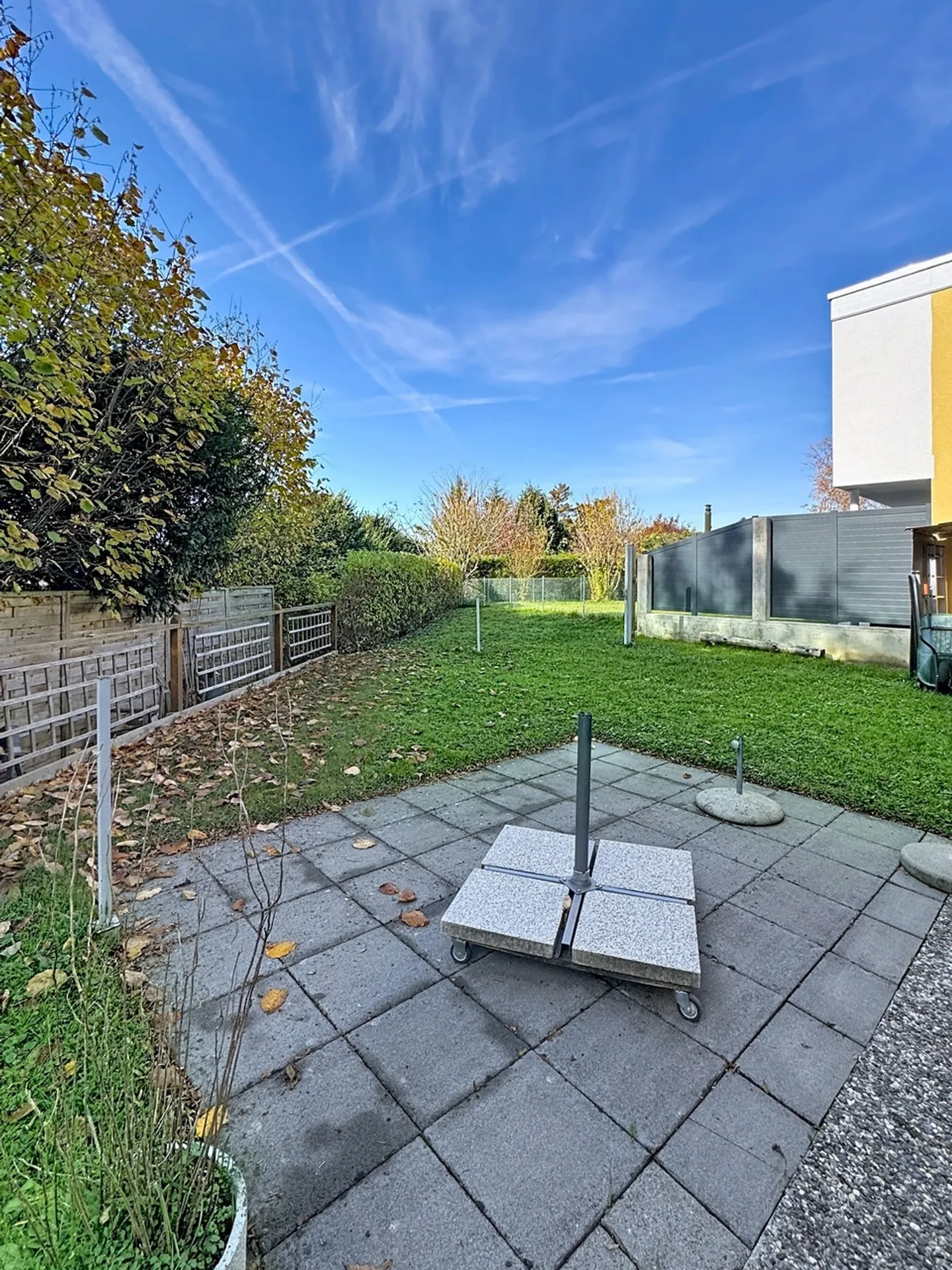 Villa jumelée de 5.5 pces
Récemment rénovée - Photo 7 sur 27