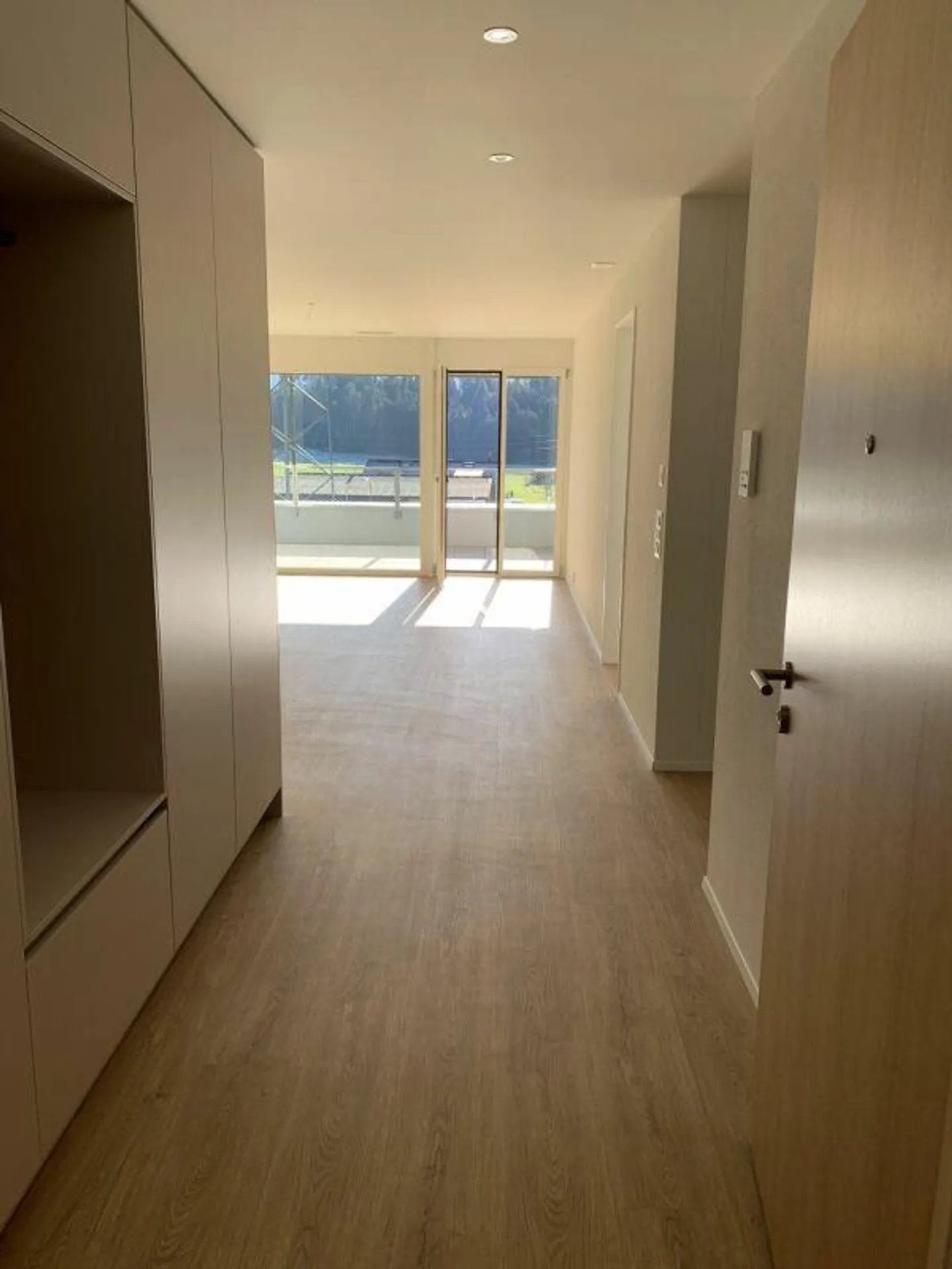 Appartamento moderno di 2,5 locali come nuovo nel complesso SONNENBÜEL a Eschenbach - Foto 6 di 6