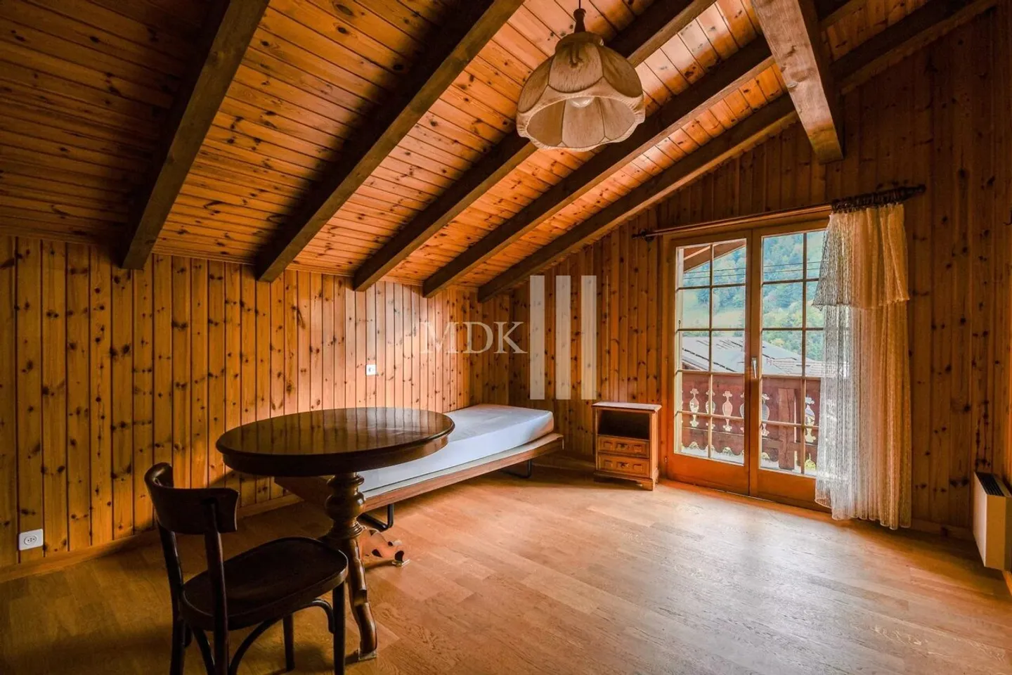 Beautiful chalet in the heart of the village! - Photo 12 of 13