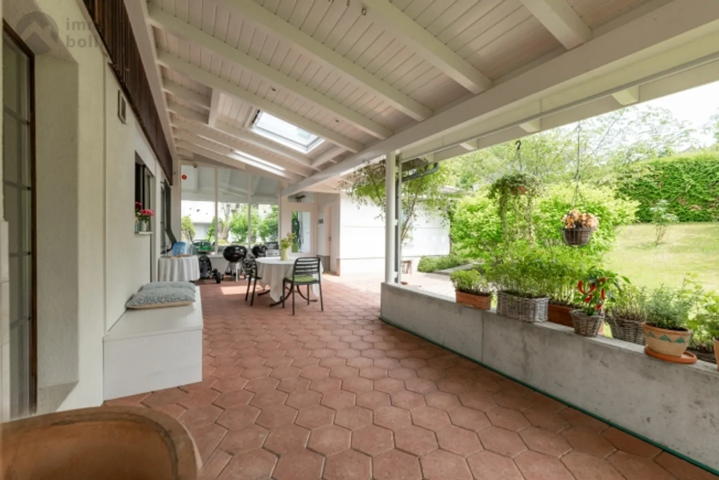 A home like no other – stylish architecture with veranda flair - Photo 3 of 16