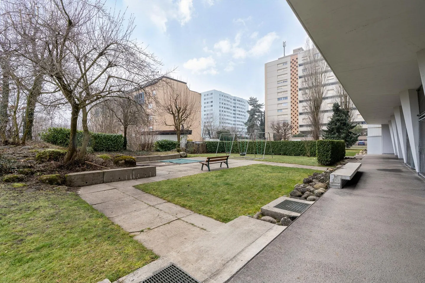 4.5-Room Maisonette Apartment with Flexible Room Layout - Photo 13 of 15