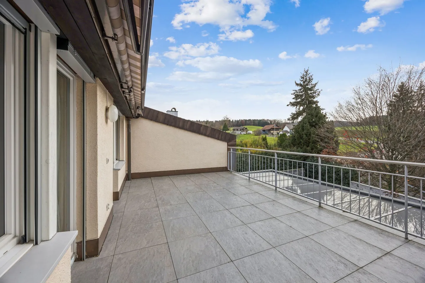 Familienfreundliches 5.5-Zimmer-Einfamilienhaus in Bonstetten - Foto 12 von 12