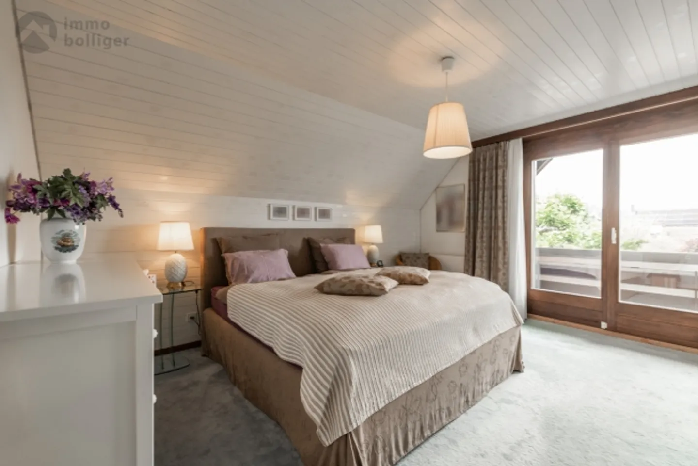 A home like no other – stylish architecture with veranda flair - Photo 10 of 16