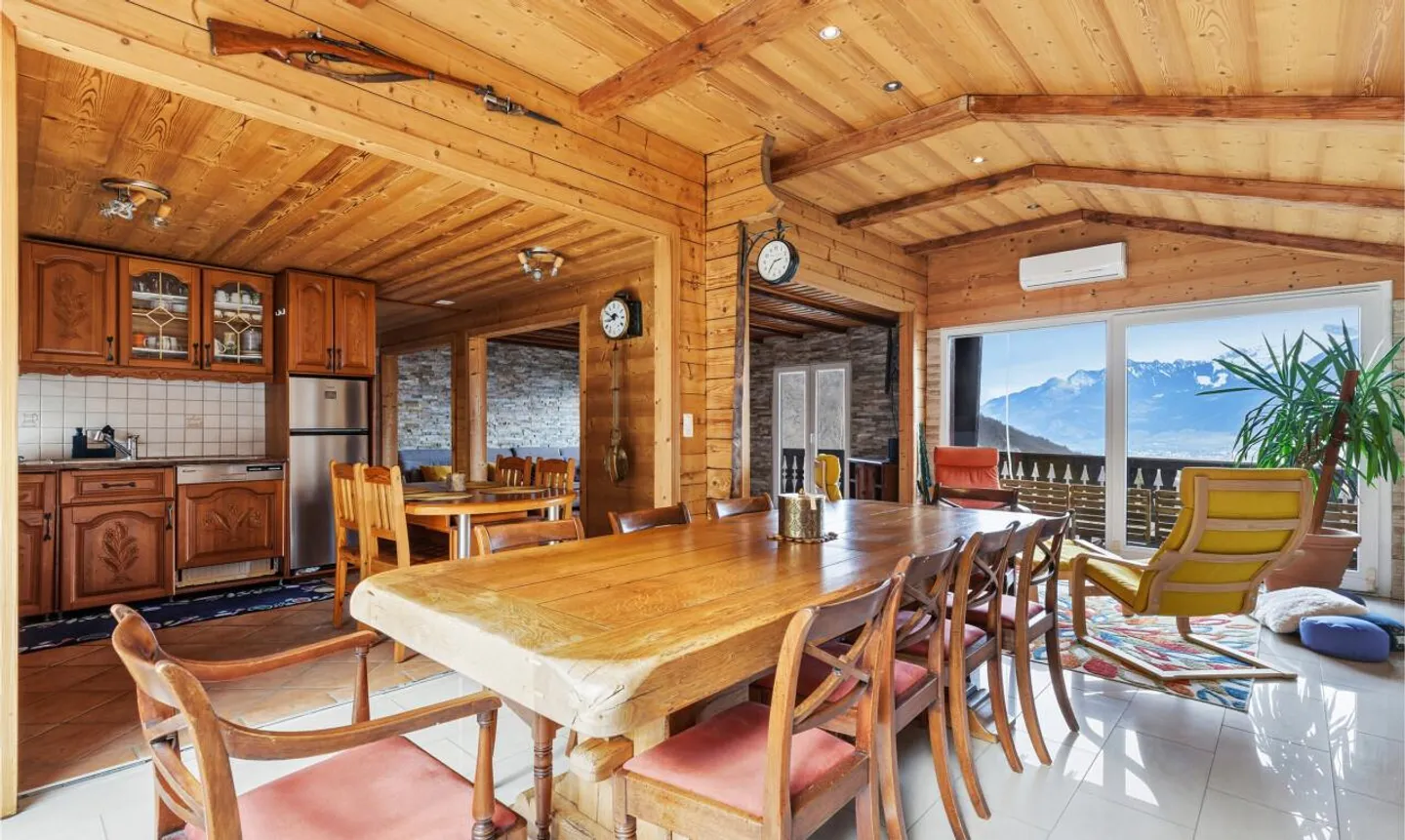 Chalet avec Studio et Vue Dégagée - Photo 4 sur 11