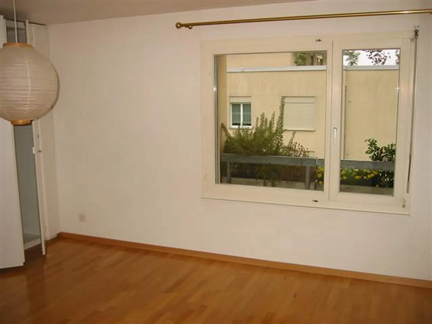 Original 2.5-room apartment - Photo 6 of 7