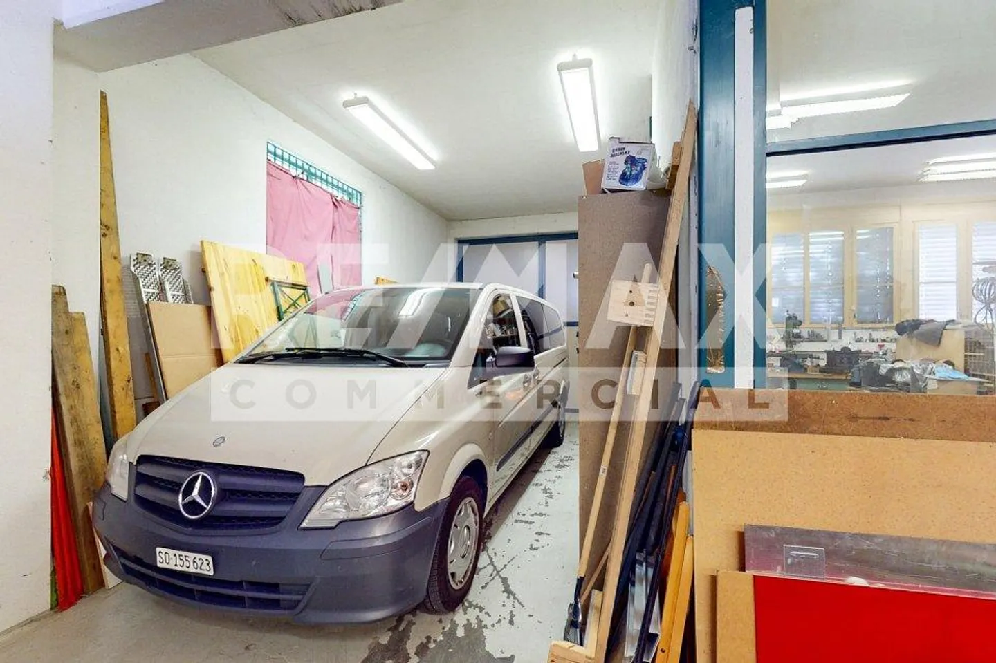 Commercial building on the ground floor, for showroom, loft office, practice, studio, H ... - Photo 12 of 13