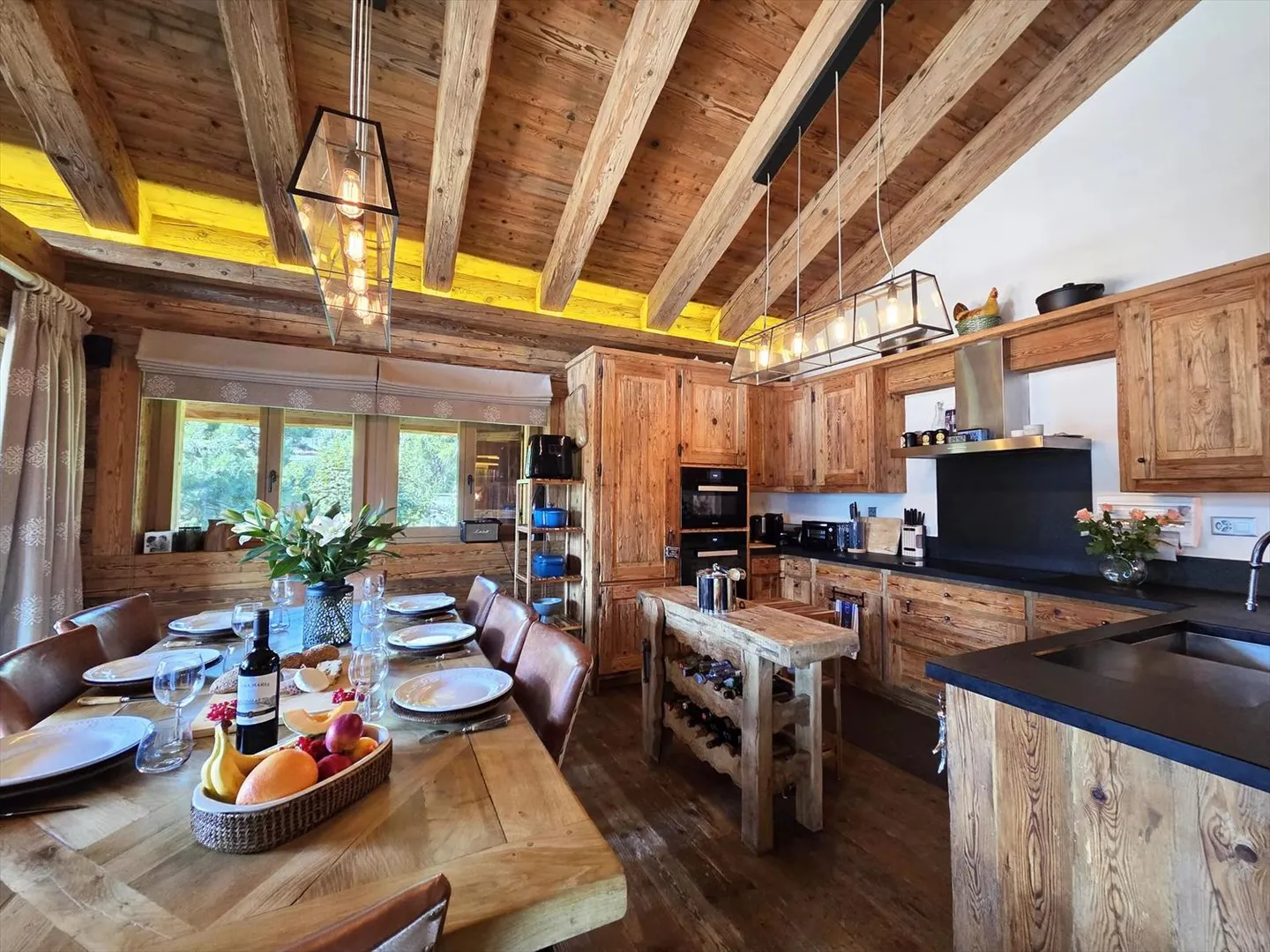 Appartement 6 pièces - Photo 2 sur 10