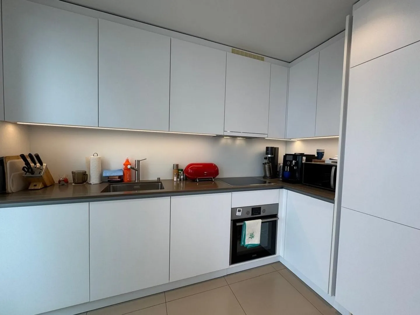 Appartement de 3.5p à deux pas du lac - Photo 4 sur 11