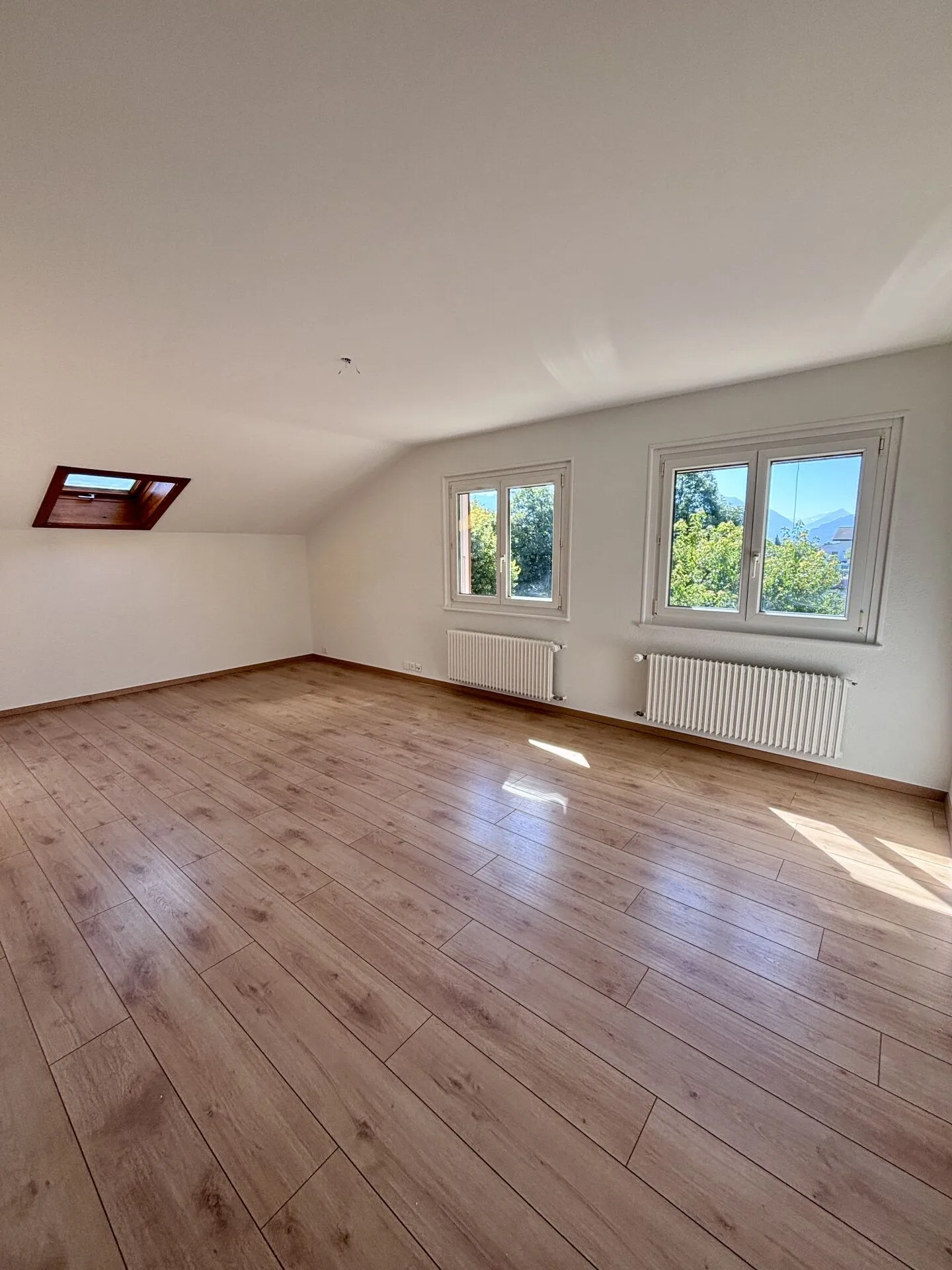 4.5-room apartment in the heart of Vouvry - Photo 2 of 10