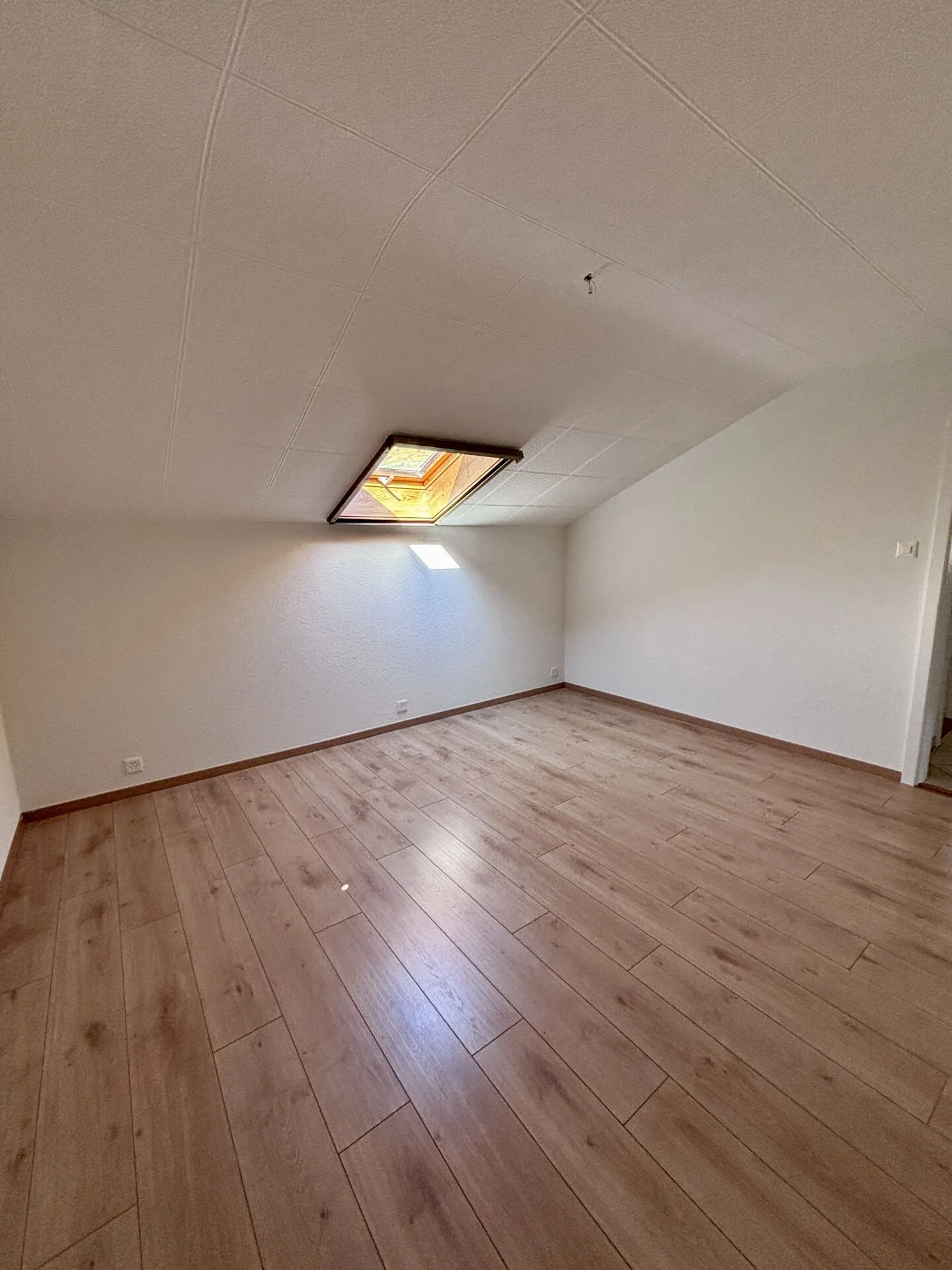 4.5-room apartment in the heart of Vouvry - Photo 7 of 10