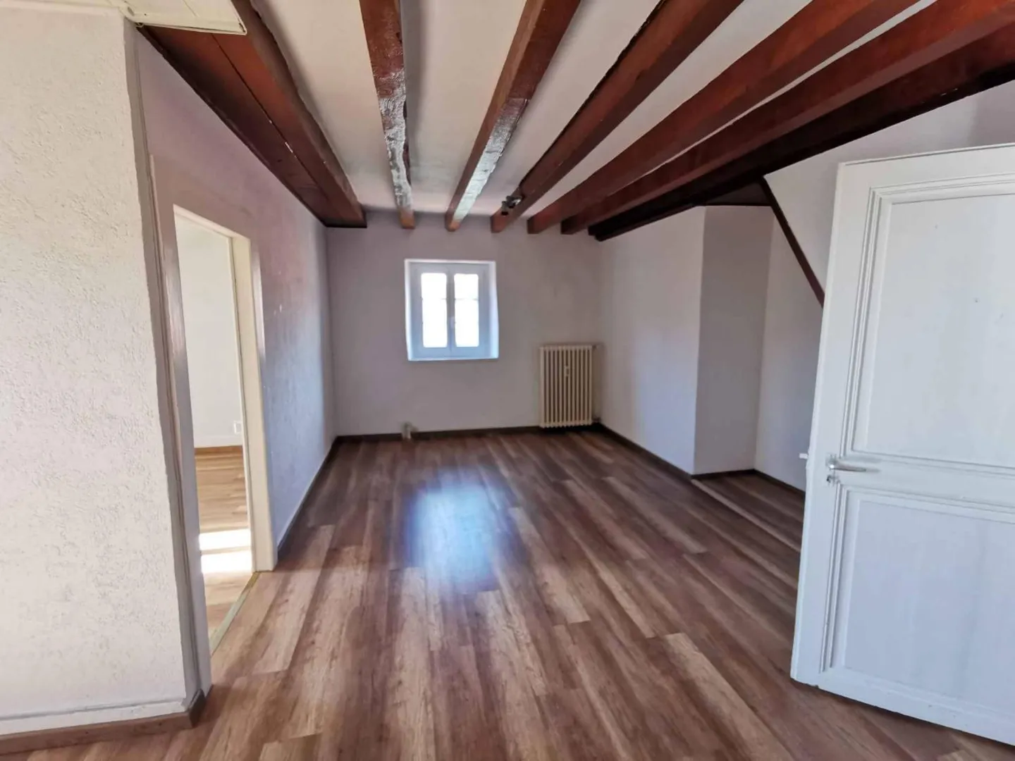 4,5-Zimmer-Wohnung - Foto 1 von 4