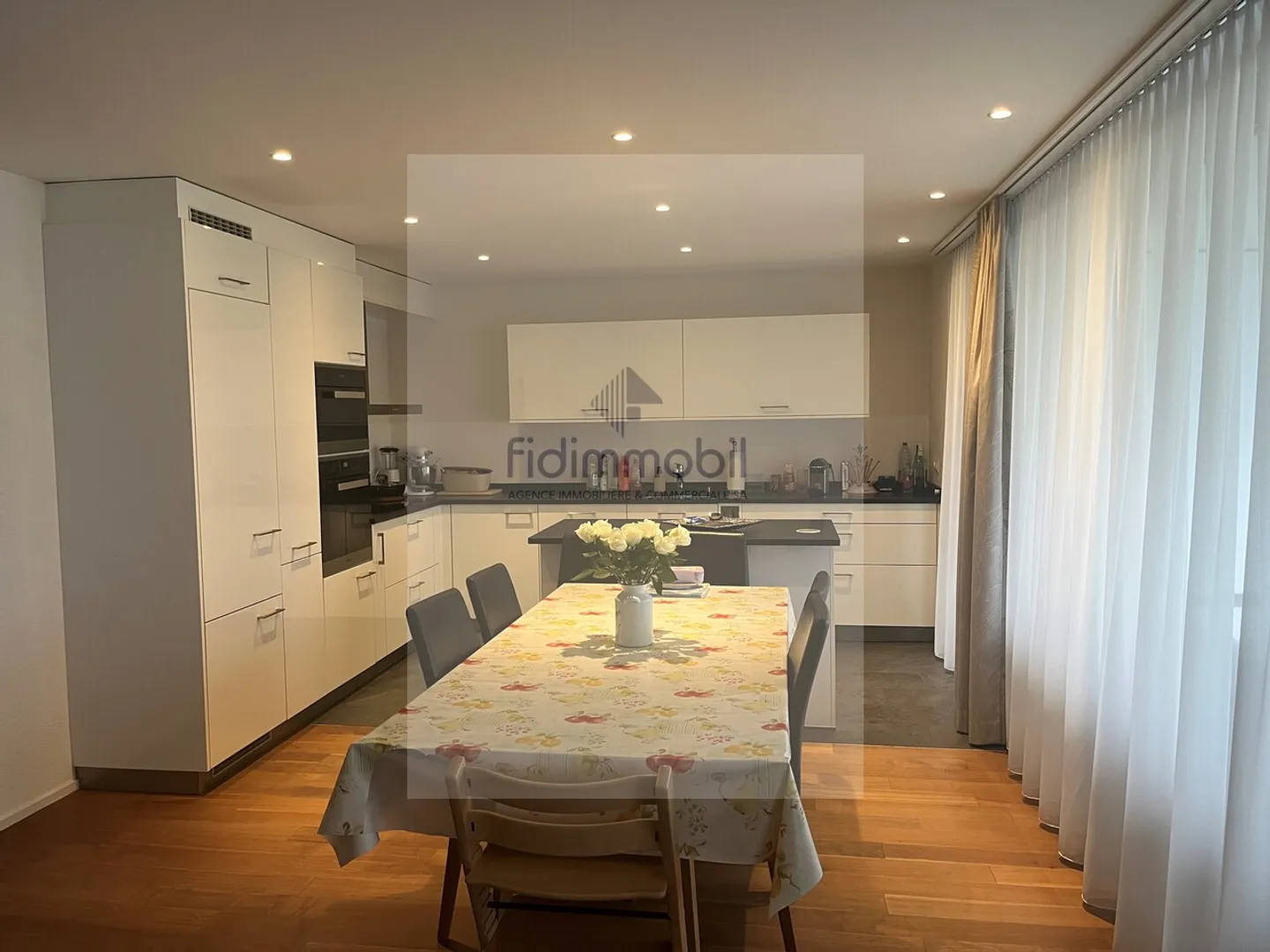 Magnifique appartement avec grande terrasse  - Foto 2 von 3