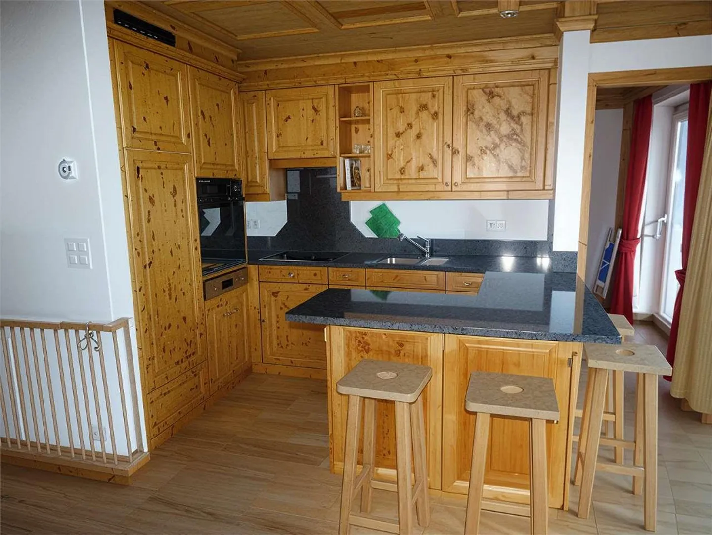 4.5 Room Apartment - Chesa Gianzanella - Photo 5 of 13