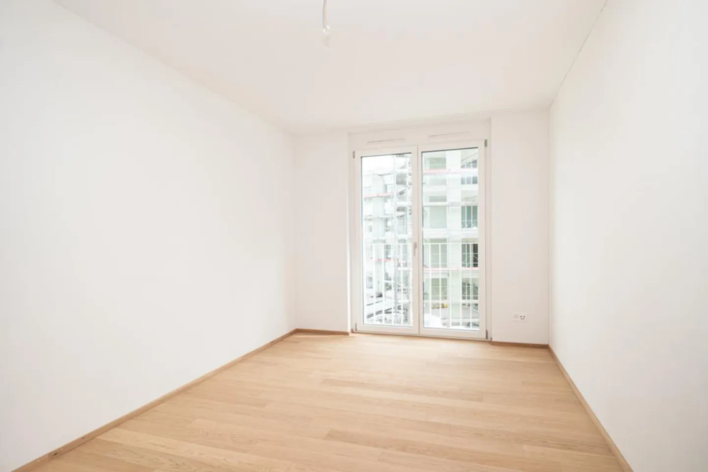 Modern apartment with a feel-good character - Photo 6 of 8