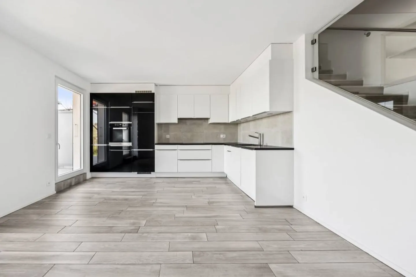 ESCLUSIVITÀ - Appartamento familiare con 4.5 stanze e vista panoramica - Foto 4 di 12