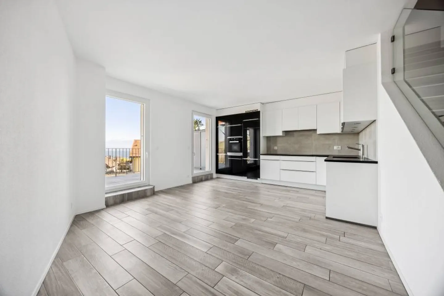 ESCLUSIVITÀ - Appartamento familiare con 4.5 stanze e vista panoramica - Foto 3 di 12