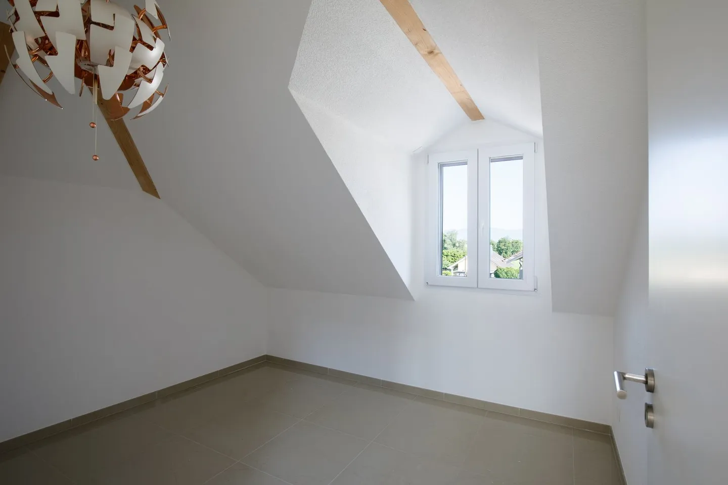 Appartement penthouse moderne de 3,5 pièces - Photo 5 sur 10