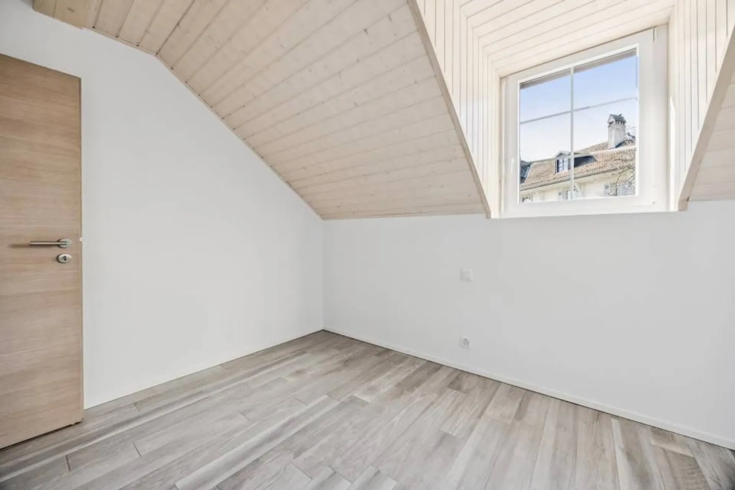 ESCLUSIVITÀ - Appartamento familiare con 4.5 stanze e vista panoramica - Foto 9 di 12