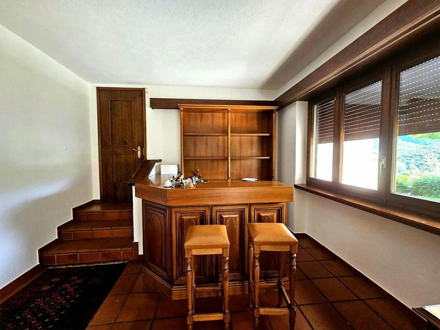 Exklusiv mit Pool im mediterranen Stil - Foto 9 von 13