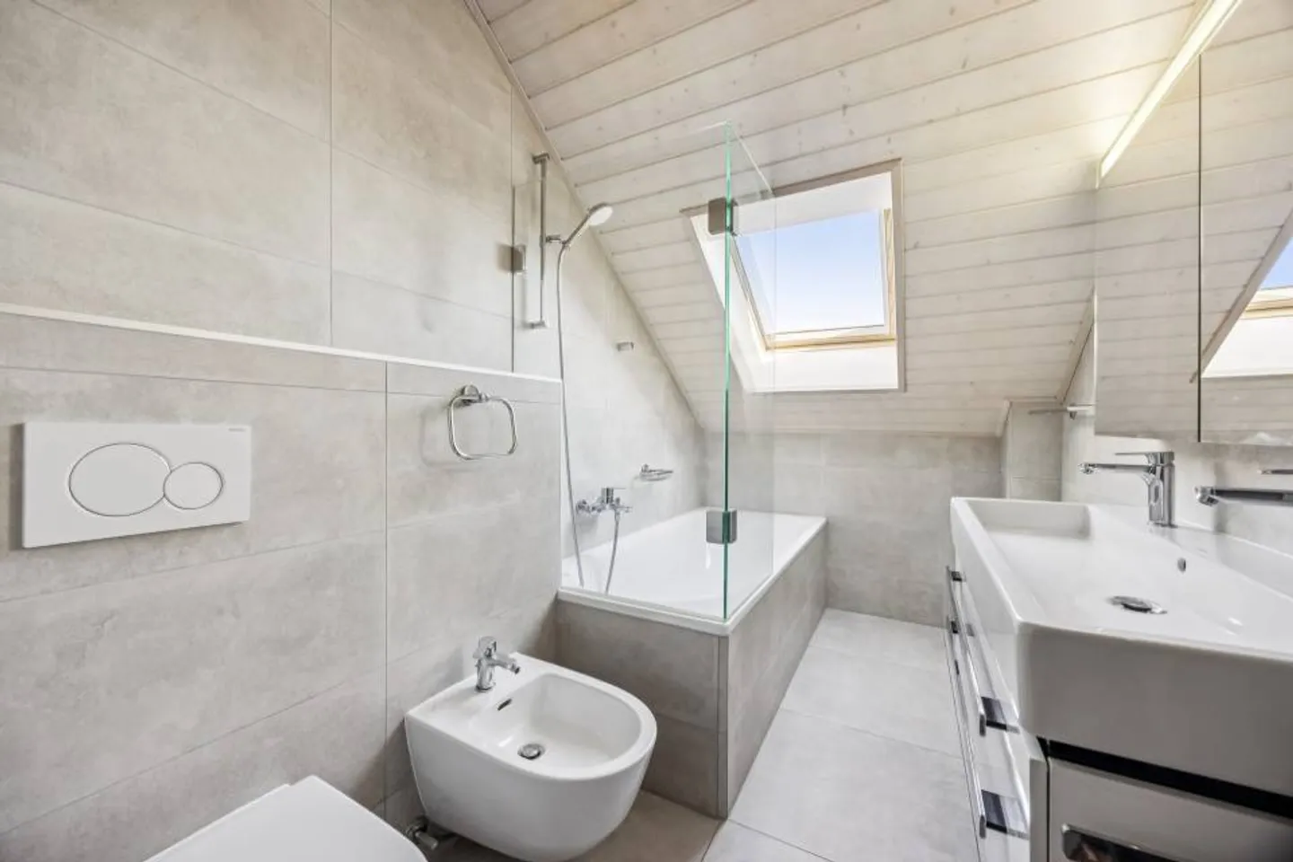 ESCLUSIVITÀ - Appartamento familiare con 4.5 stanze e vista panoramica - Foto 11 di 12