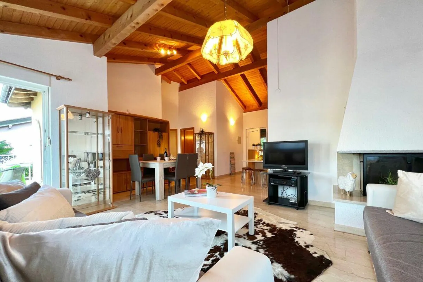 Single house for sale - Photo 1 of 30