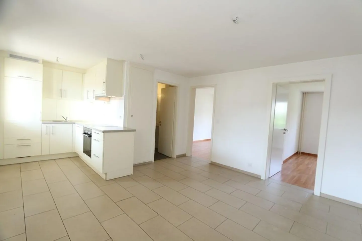 Wohnung nahe Zürichsee - Foto 2 von 6