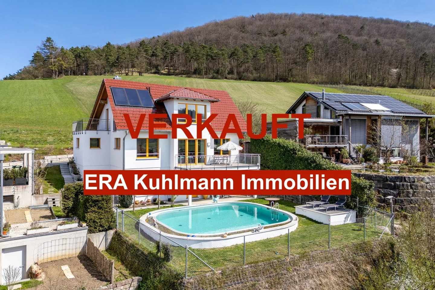 Modern 7.5 Room Single Family House with Pool - Photo 1 of 1