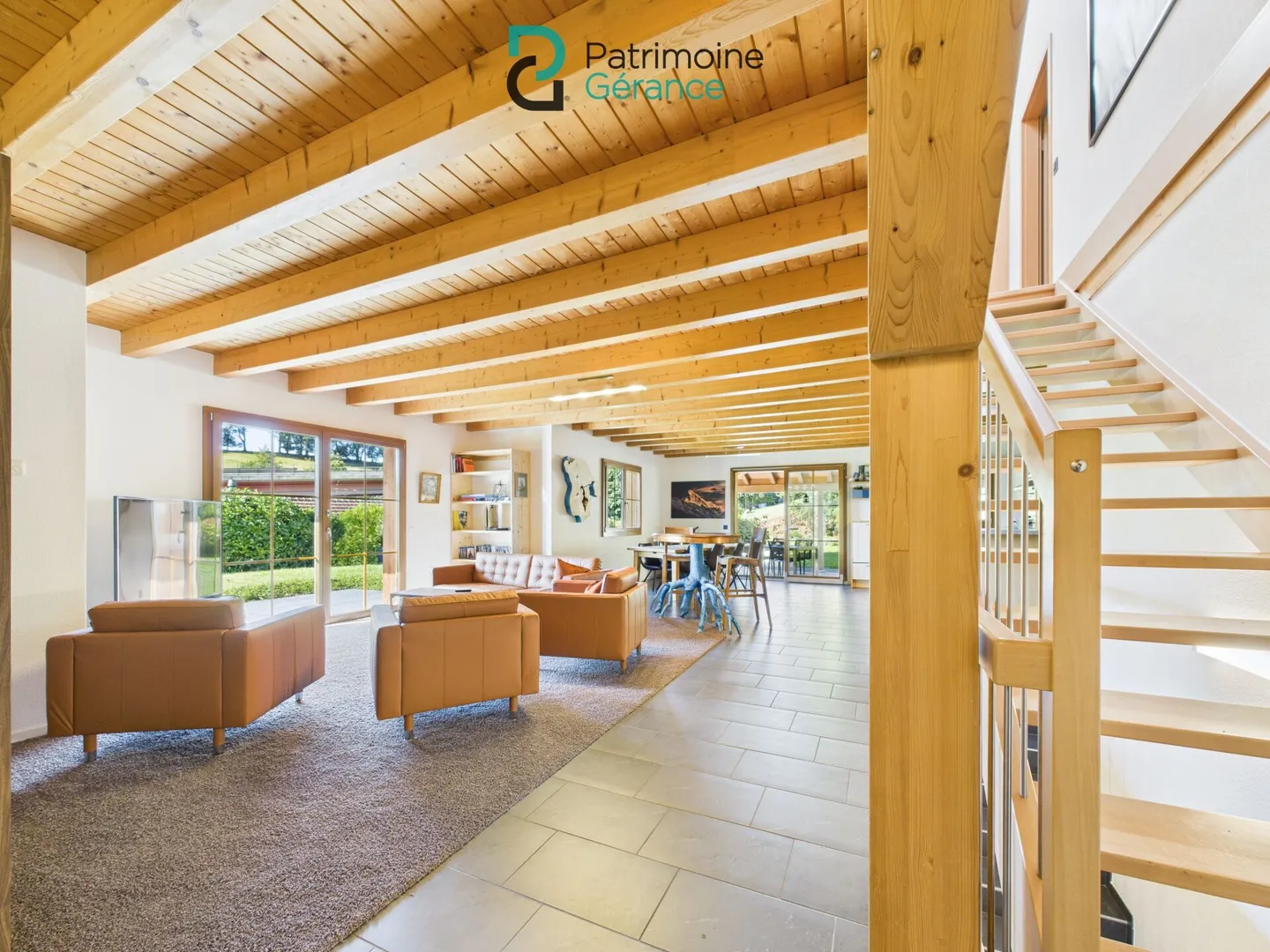 High-end shared accommodation in a detached house with garden and pool - Photo 9 of 19