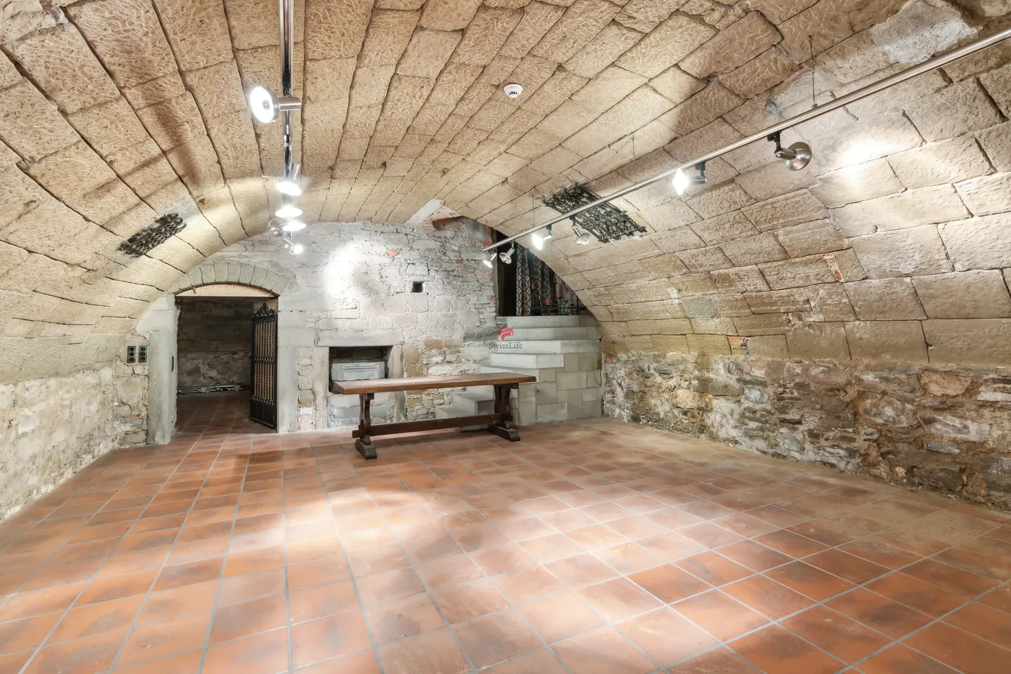 Proprietà residenziale e commerciale nel centro città - Foto 9 di 13