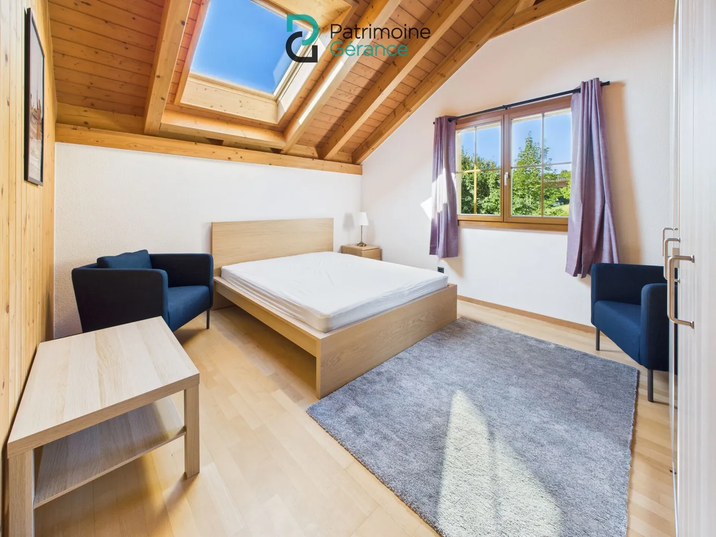 High-end shared accommodation in a detached house with garden and pool - Photo 13 of 19