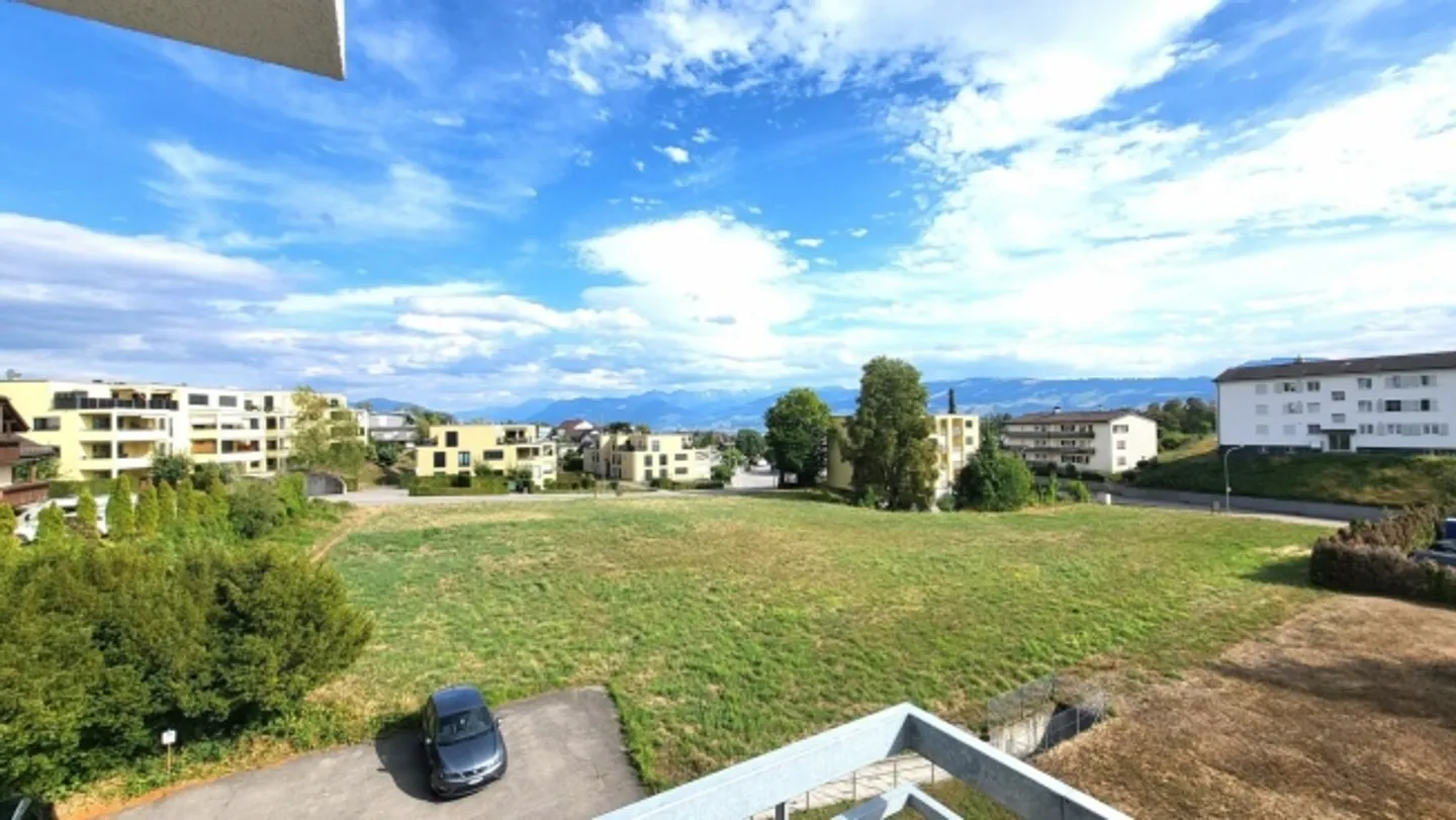 Stepped apartment for rent - Photo 1 of 1