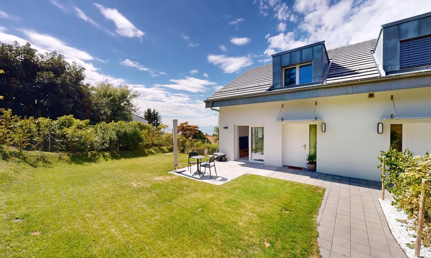 Duplex 4,5 Zimmer - privater Garten und Seeblick in Belmont-sur-Lausanne - Foto 3 von 11