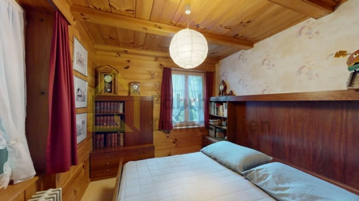 «Grosses Liebhaberobjekt mit idyllischem Garten» - Foto 8 von 16