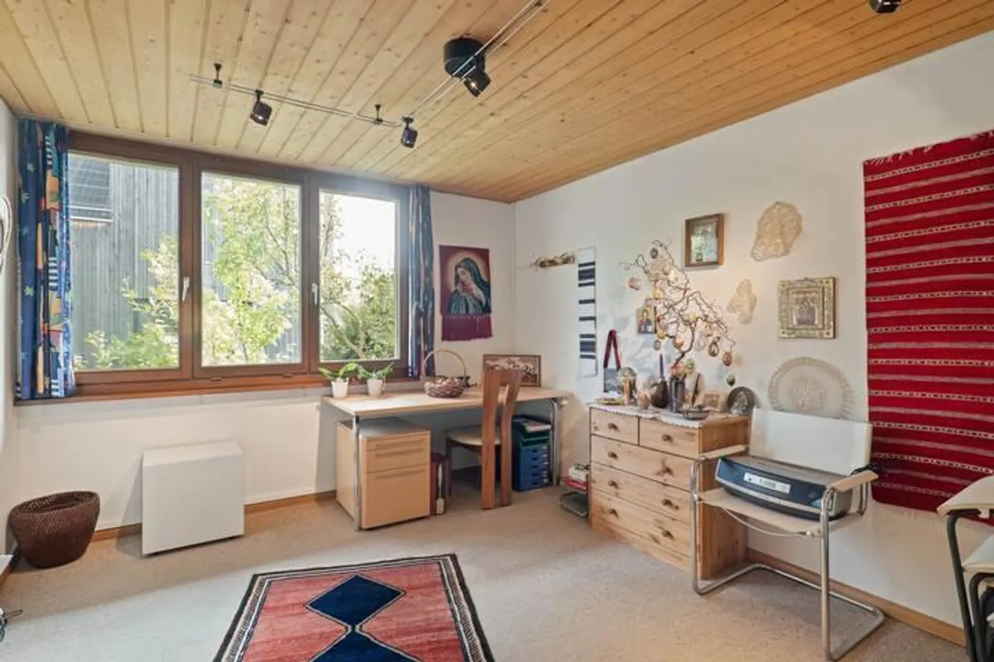 MAISON INDIVIDUELLE ÉNERGÉTIQUEMENT EFFICACE AVEC UN EMPLACEMENT IDÉAL - Photo 6 sur 9