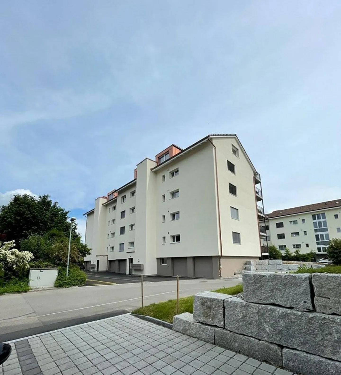 Heimelige Dachwohnung sucht Single! - Foto 1 von 5