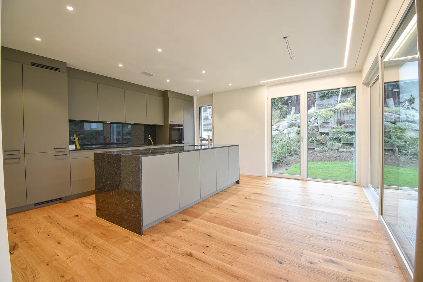 Appartamento in vendita - Foto 4 di 13