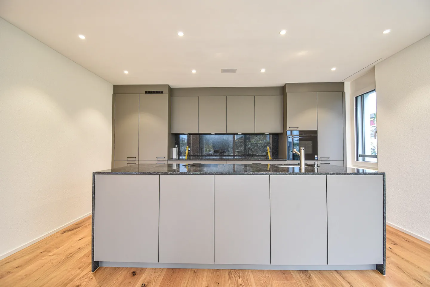 Appartamento in vendita - Foto 5 di 13