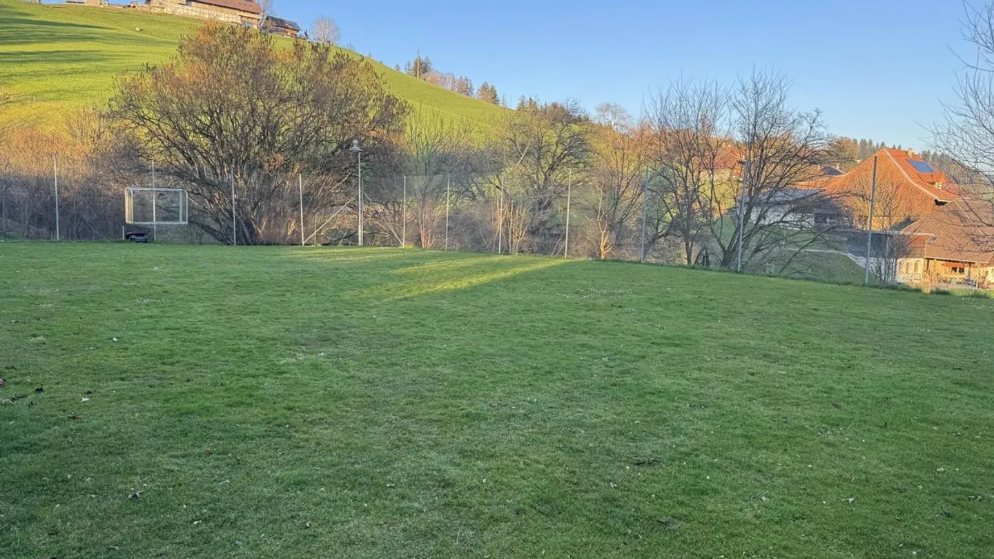 Maniero unico in una posizione isolata - Foto 17 di 17