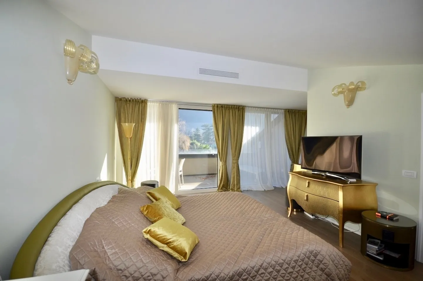 Elegante Duplex presso Complesso Residenziale fronte lago di Lugano - Foto 14 di 22