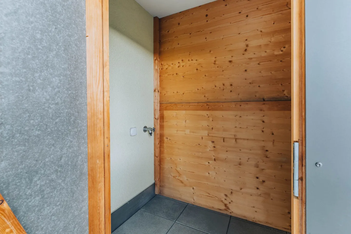 Appartamento 4.5 locali in una zona tranquilla con vista sul verde - Foto 15 di 16