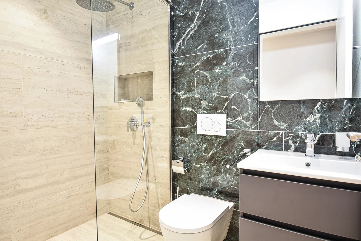 Appartamento in vendita - Foto 9 di 13