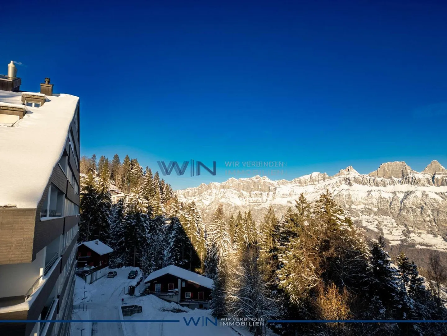 Chalet with Stunning Lake Views - Photo 7 of 8